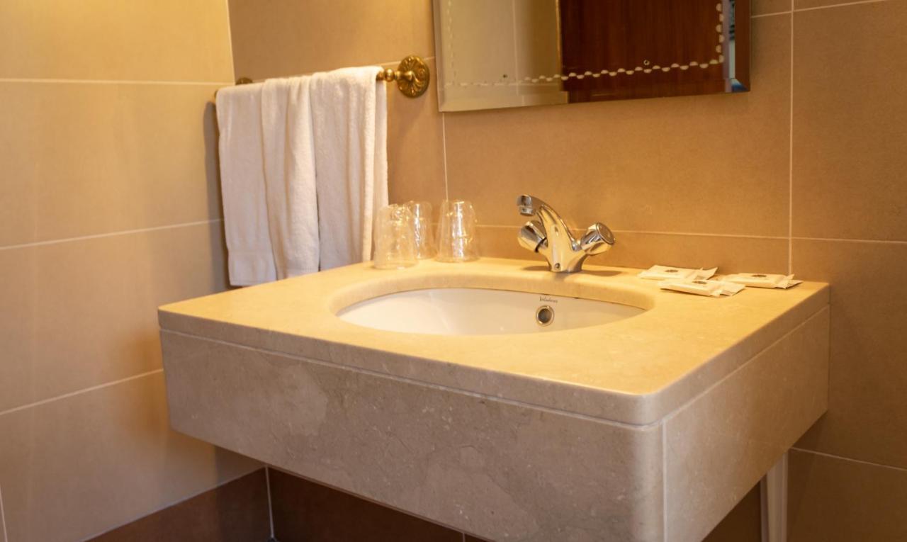 Hotel Santa Cecilia Fátima Extérieur photo